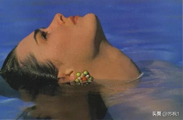 女明星的奢侈品_没整过容的女明星名单_最美女明星天生丽质排名