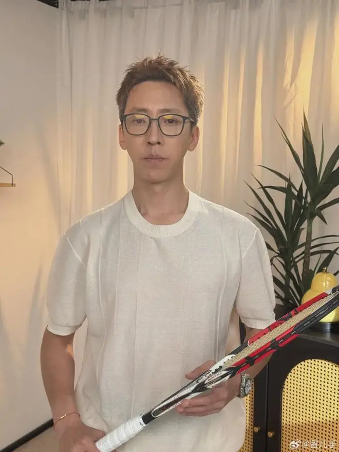 留几手微博被封禁_万能伟八卦网红微博_留几手抖音广告报价